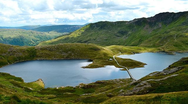 A mountain lake set high up in the hills of Snowdonia National Park